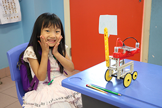圖上：6月18日STEM OPEN DAY