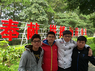 圖右：能與學生一同到內地參觀國家級運動員訓練，讓學生有更難忘的體驗。
