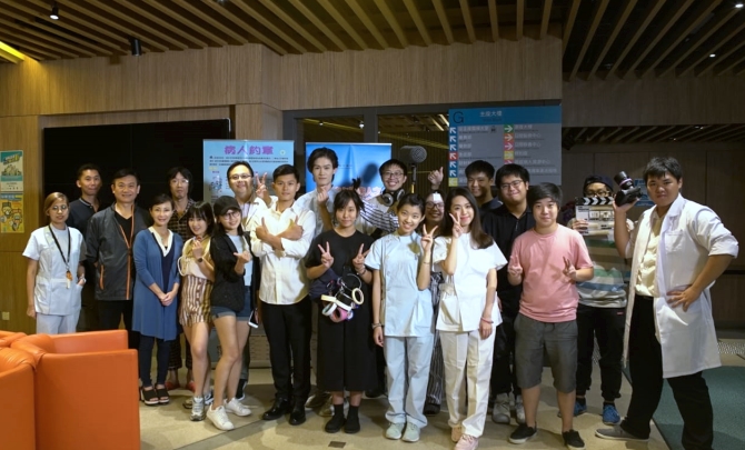 圖上：部份台前幕後合照