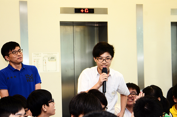 講座嘉賓： - 本港著名藝人、尊子創作坊創辦人張可頤小姐(Maggie) - 精神科專科醫生張漢奇｜讚好互動