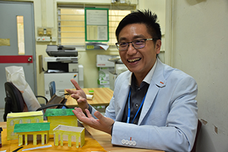 圖右：葉老師表示是次活動擴闊了同學國際視野，對學習旅款科甚至通識科都有莫大裨益